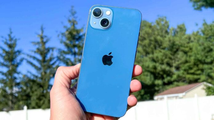 iPhone 13 review: Những gì bạn muốn tìm hiểu về phiên bản này