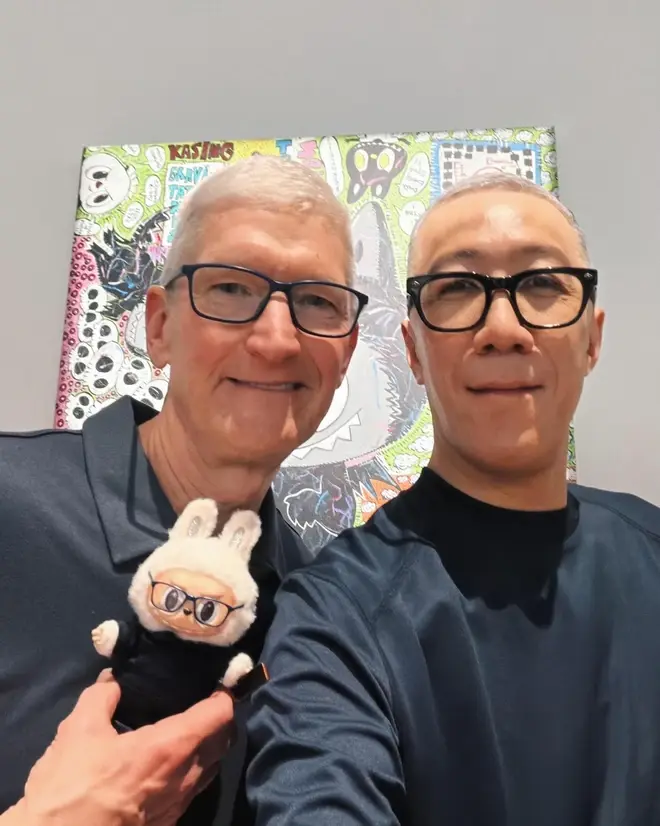 Labubu phiên bản Tim Cook
