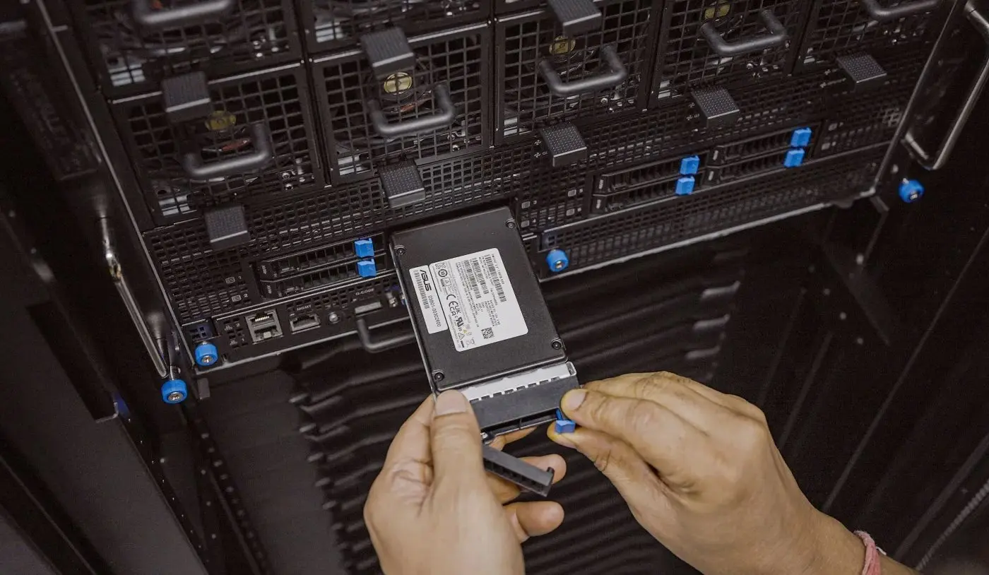 Quốc gia châu Á đón cơn sốt dữ liệu chưa từng có trong lịch sử: Google, OpenAI tranh nhau rót vốn, 5 năm tới sẽ đạt siêu quy mô